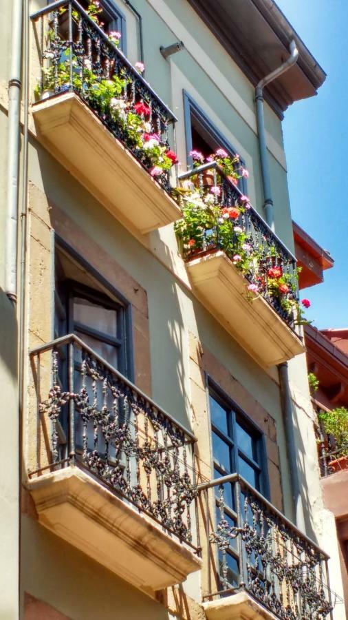 Apartamento Casco Histórico Junto Ayuntamiento Y Catedral Apartamento *